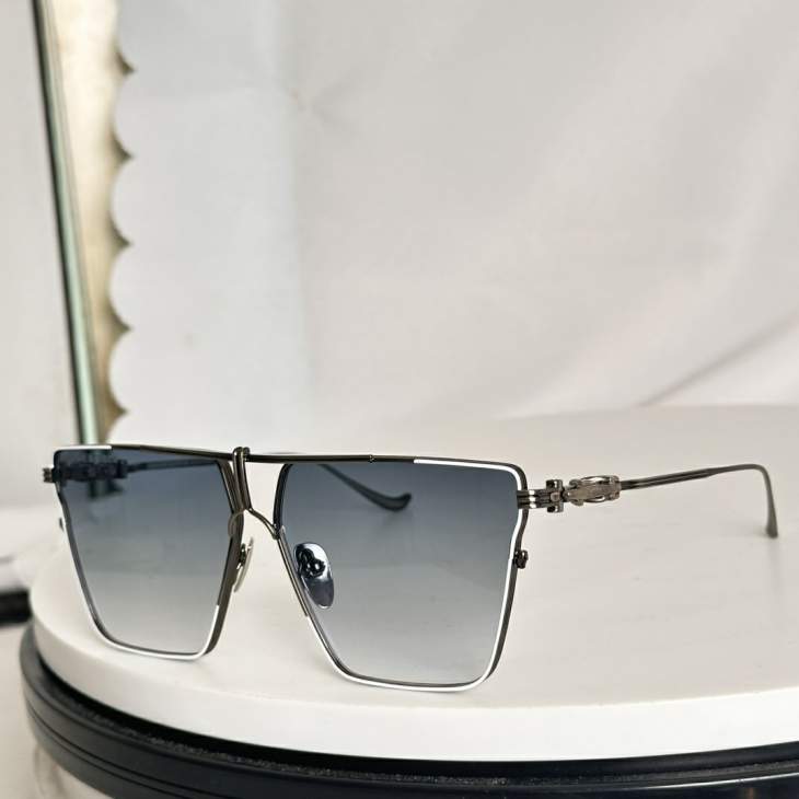 Picture of Chrome Hearts Sunglasses _SKUfw76014596fw
